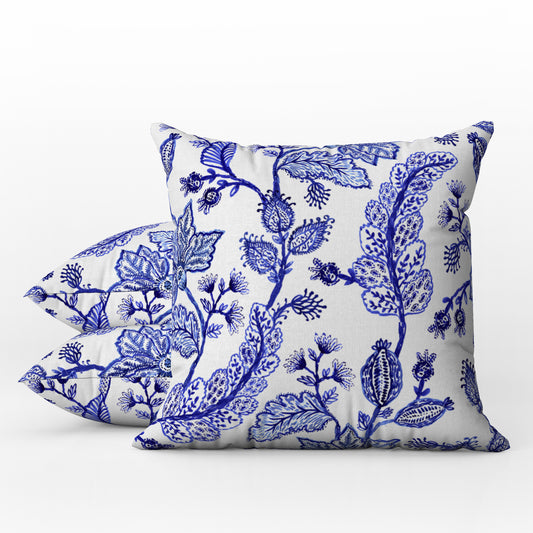Hamptons Outdoor Pillows Paisley Blue & White