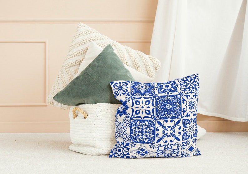 Paxos Outdoor Pillows Blue Tile