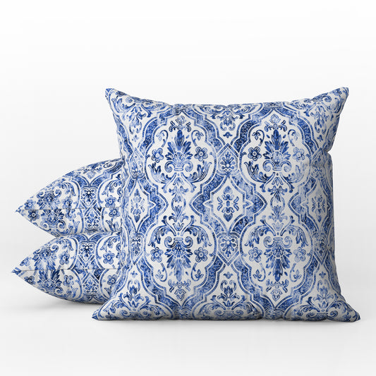 Alhambra Outdoor Pillows Blue & White