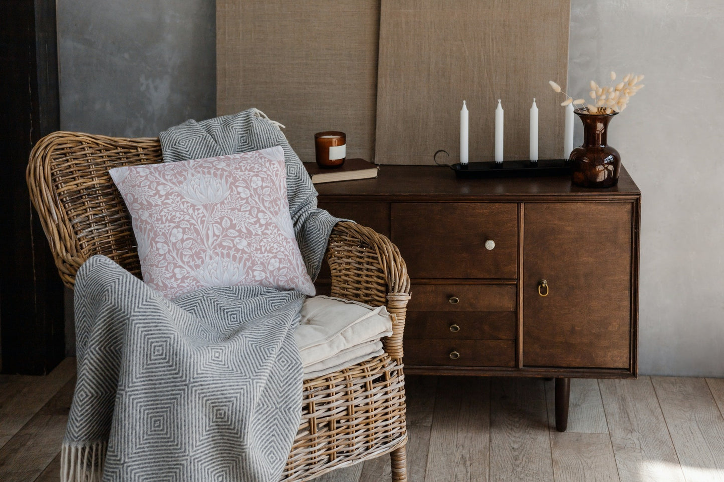 William Morris Cotton Pillows Artichoke Rose Blush