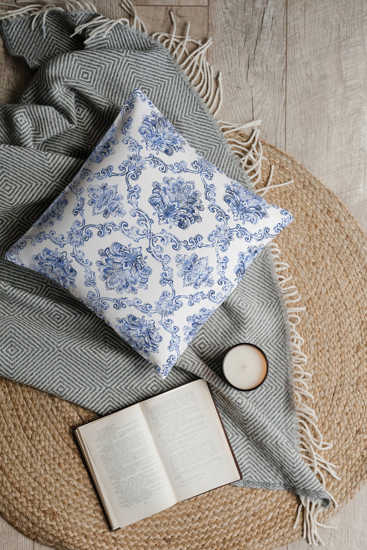 Asturias Outdoor Pillows Blue & White