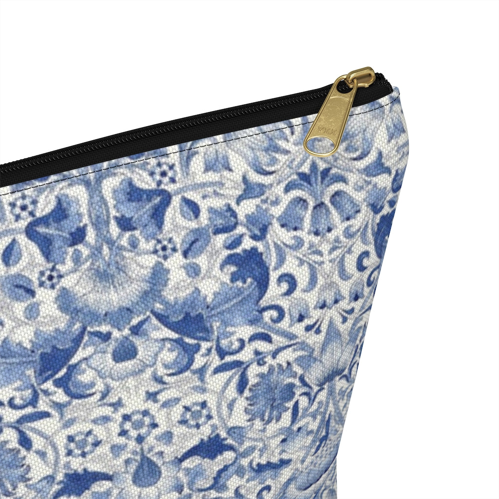 William Morris Toiletries Bag China Blue Lodden