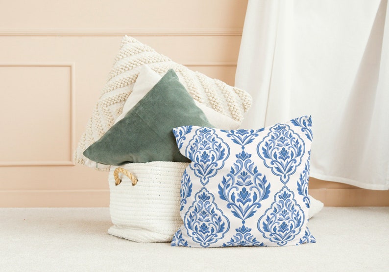 Taormina Outdoor Pillows Arabesque Damask Blue White