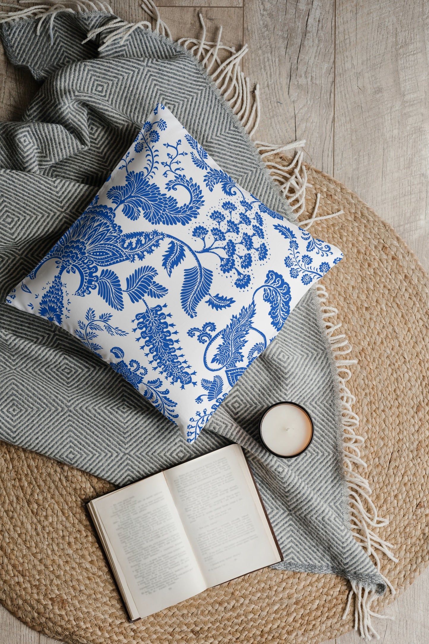 Hamptons Outdoor Pillows Aegean Blue & White