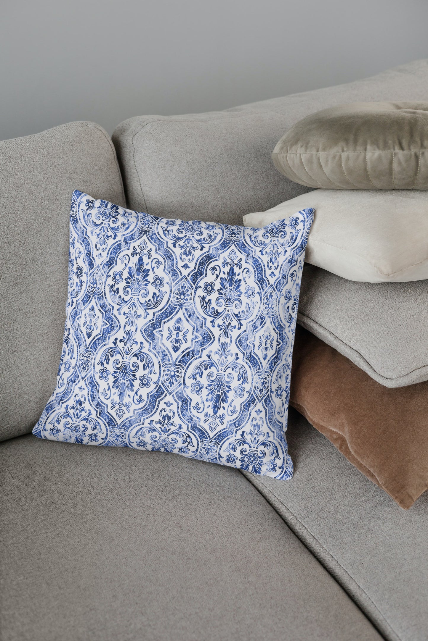 Alhambra Outdoor Pillows Blue & White